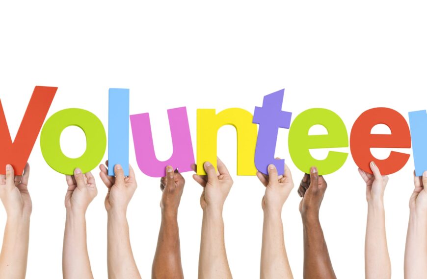 Volunteering School – How to Start Changing the World Today